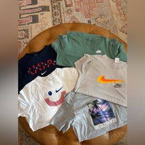 Bundle of five (5) boys Nike tshirts.